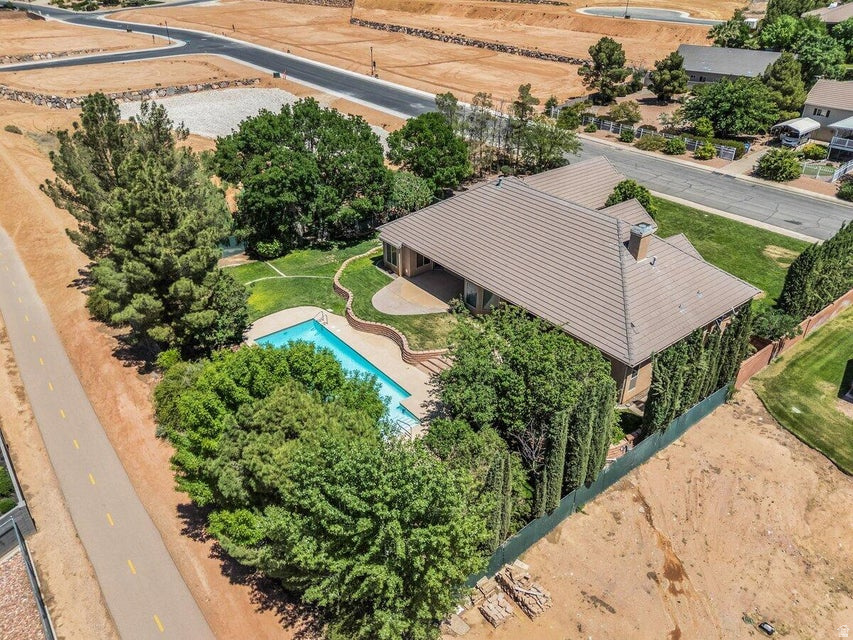 MAJESTIC VIEW 1 - Residential