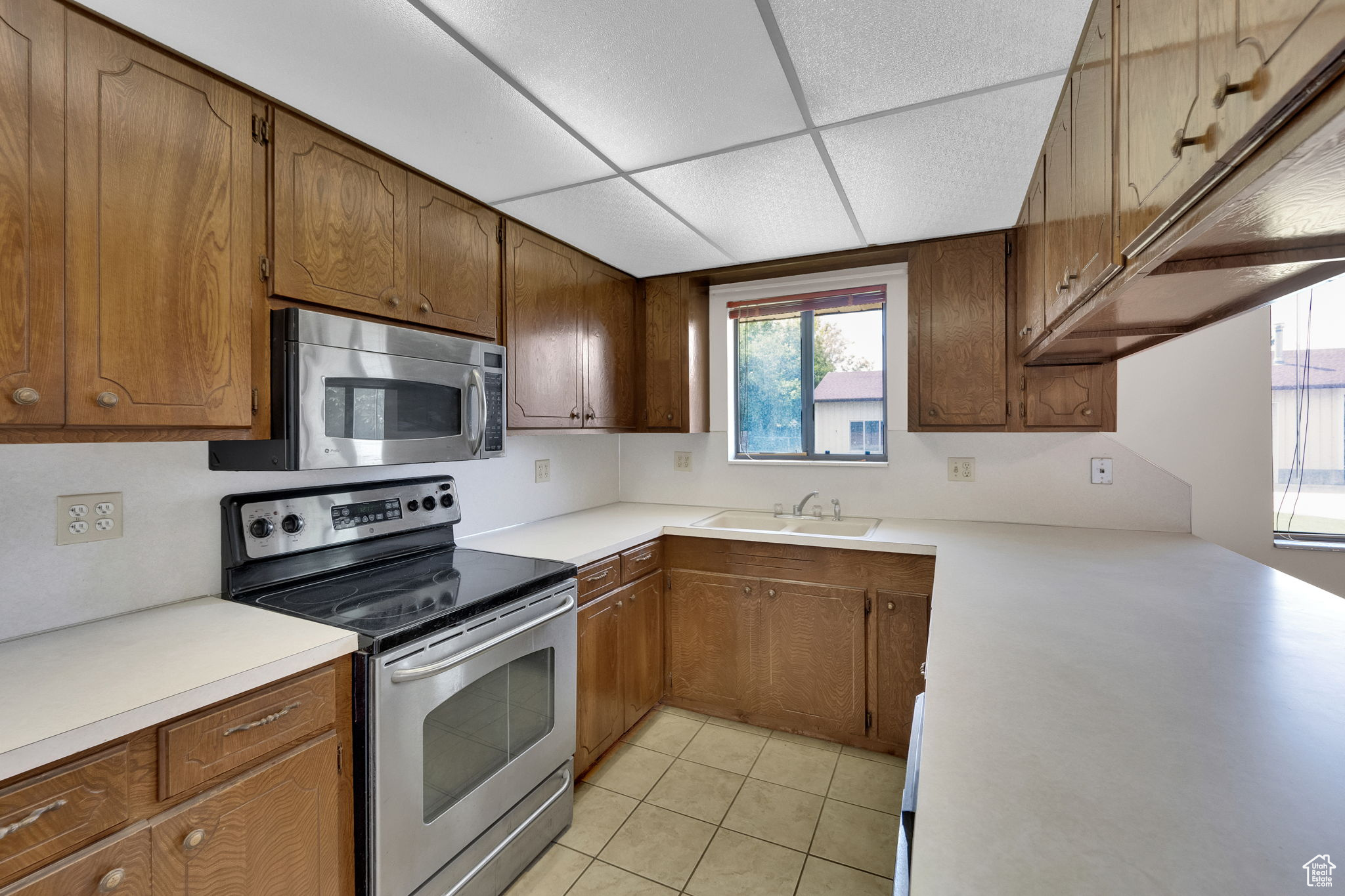 BROWN - Residential