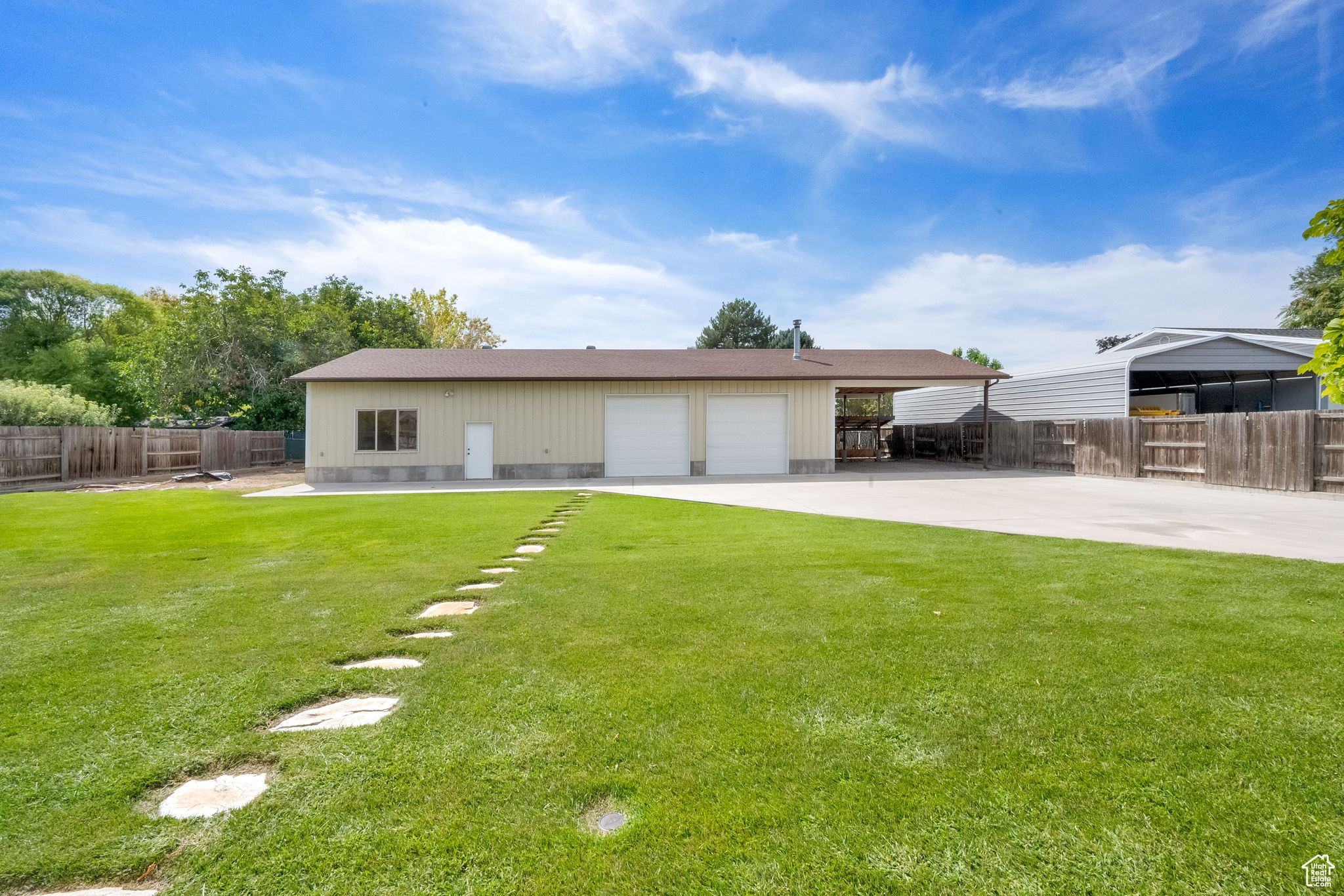 BROWN - Residential