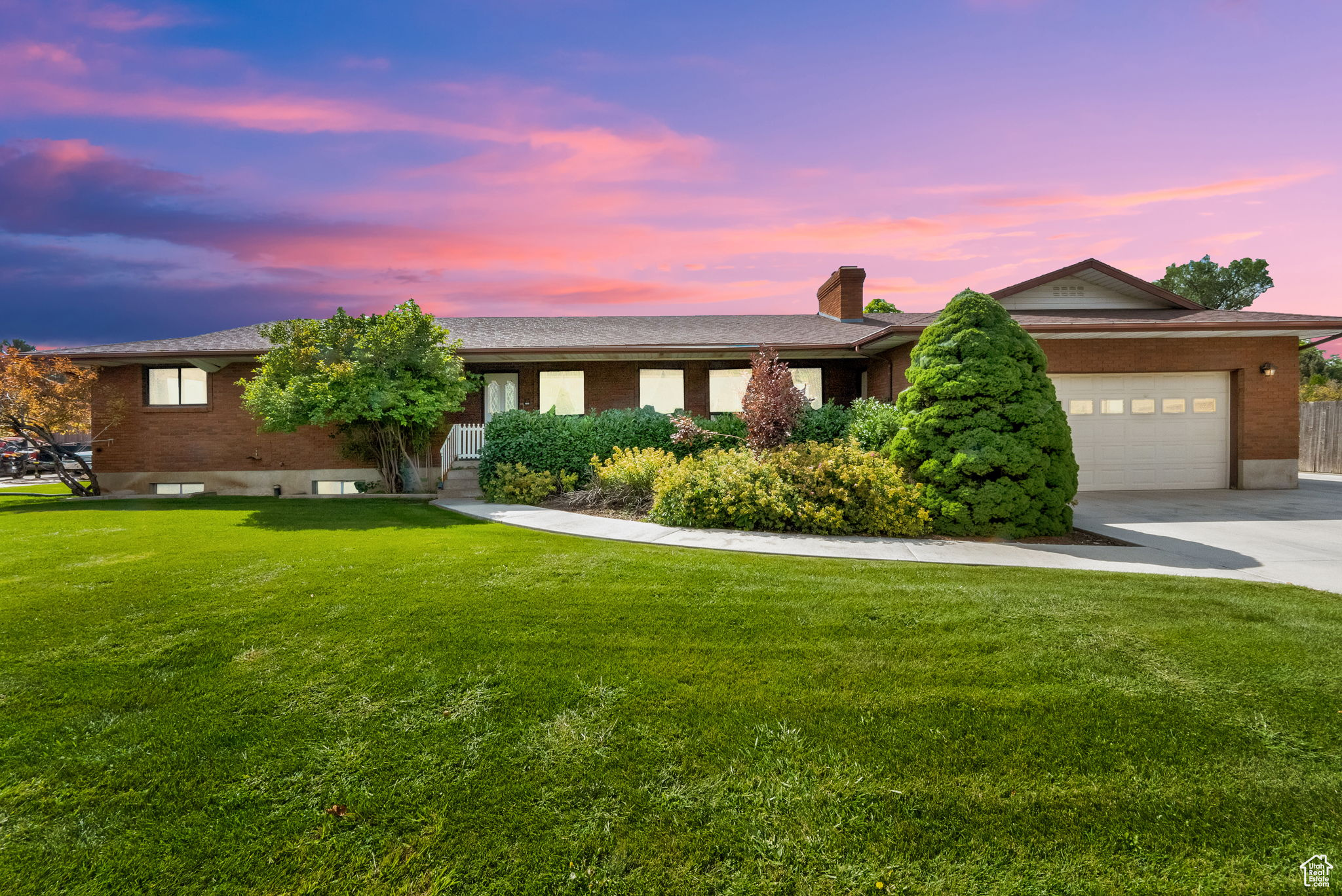 Looking for space, possibilities, and a project you can truly make your own? This property has it all! This classic beautiful brick Rambler in the highly desirable Brown Homestead subdivision is ready for your vision and updates, it offers a solid layout and tons of potential to build equity. Highlighted by the massive 1,800 ft2 shop - perfect for hobbies, storage, projects, or even running a home business. With plenty of room for vehicles, equipment, or toys, this space is a rare find.