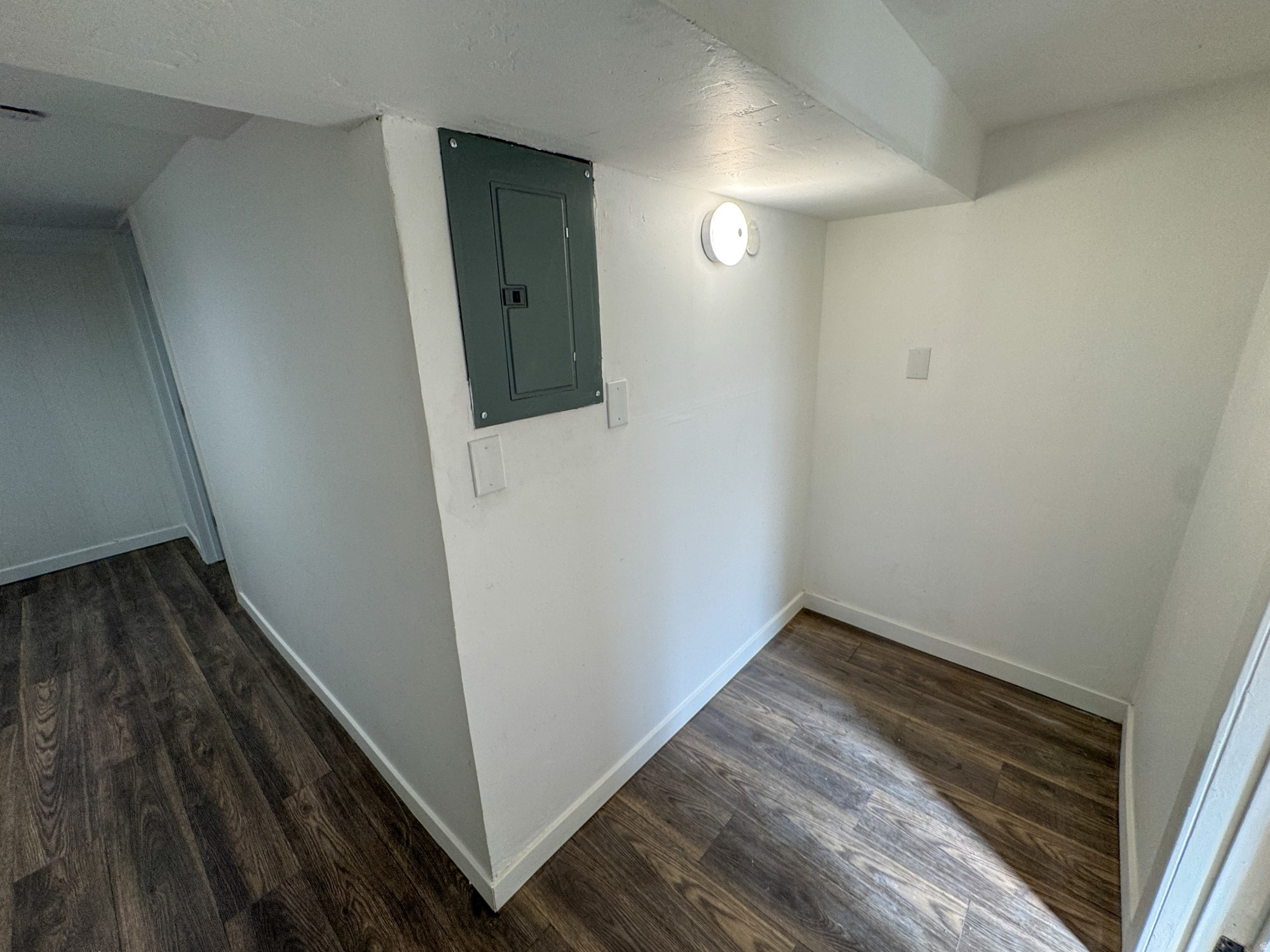 OQUIRRH HILLS #9 - Residential