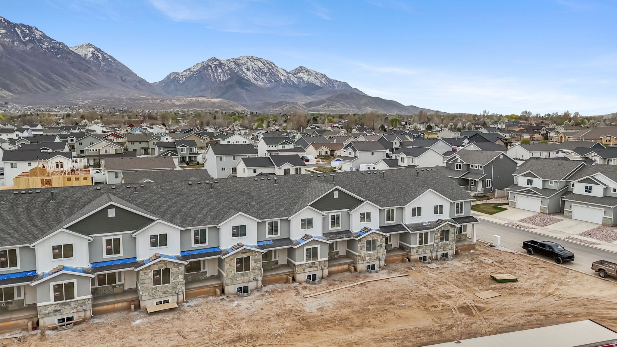 APPLE HOLLOW AT THE ORCHARDS - Residential