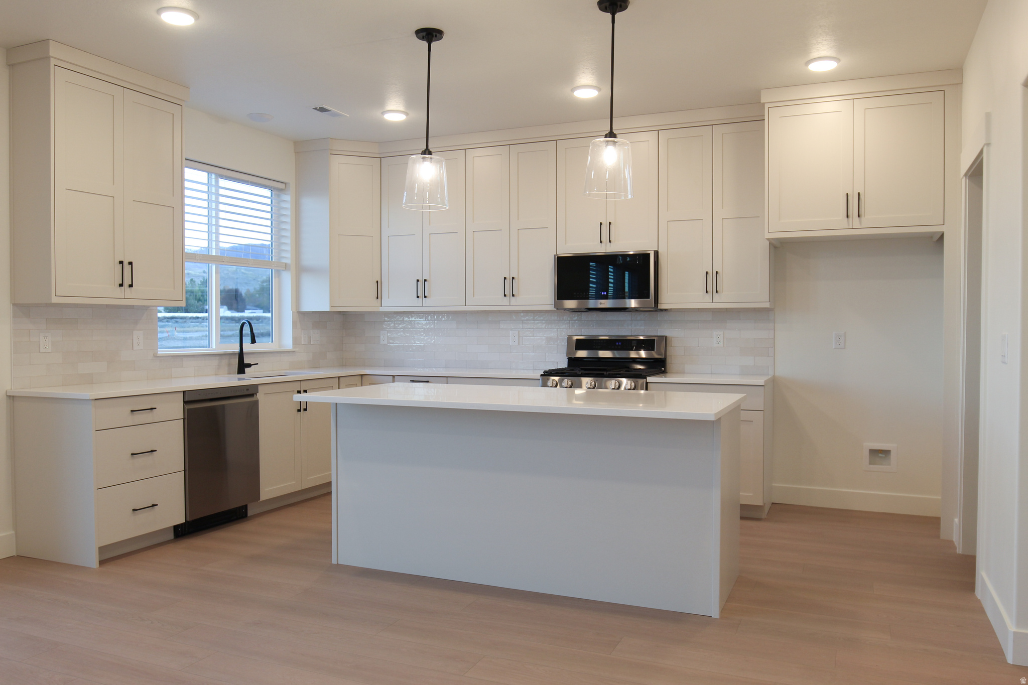 GOLDEN FOREST - Residential