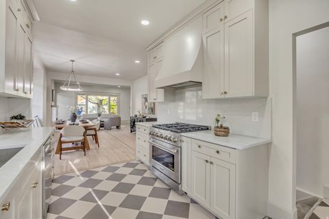 Tiny photo for 189 N M ST E, Salt Lake City, UT 84103 (MLS # 2147168)