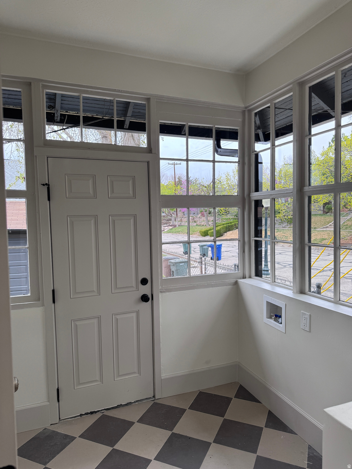 AVENUES - Residential