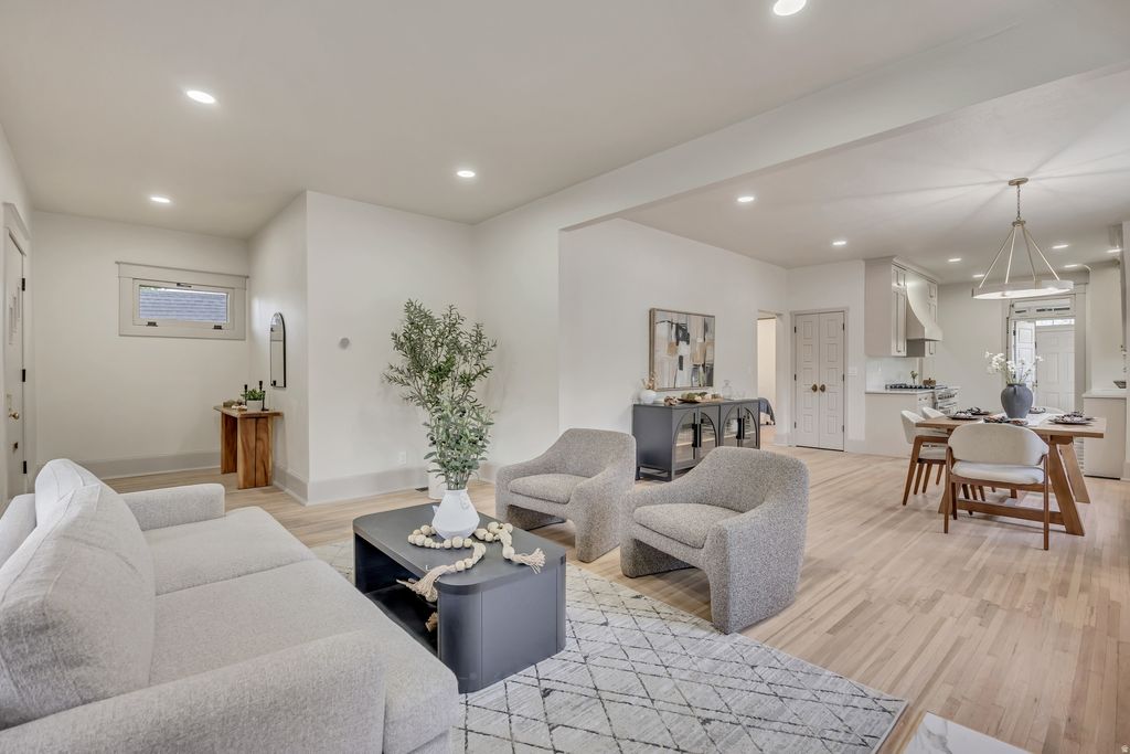 Photo of 189 N M ST E, Salt Lake City, UT 84103 (MLS # 2147168)