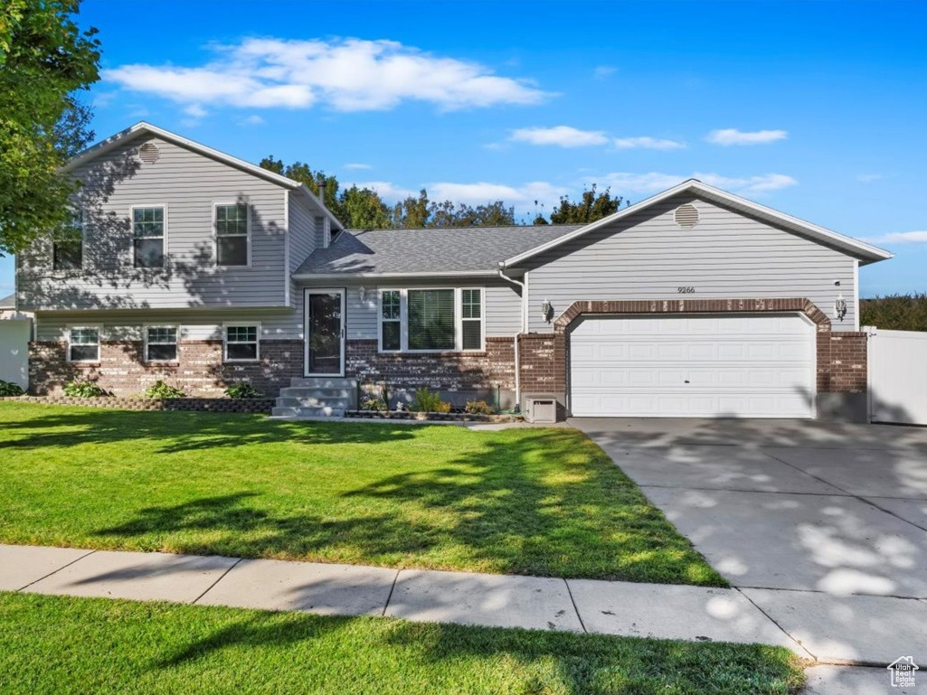 9266 S Teton Estates Dr, West Jordan, Utah image 1