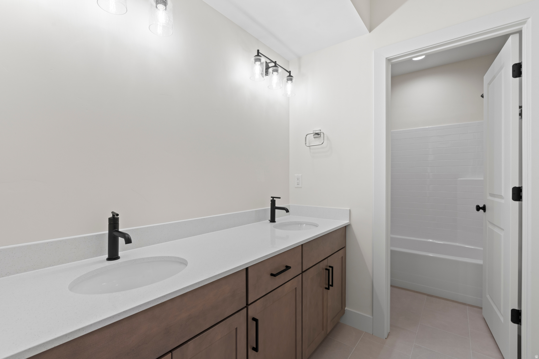 SKYE MEADOWS - Residential