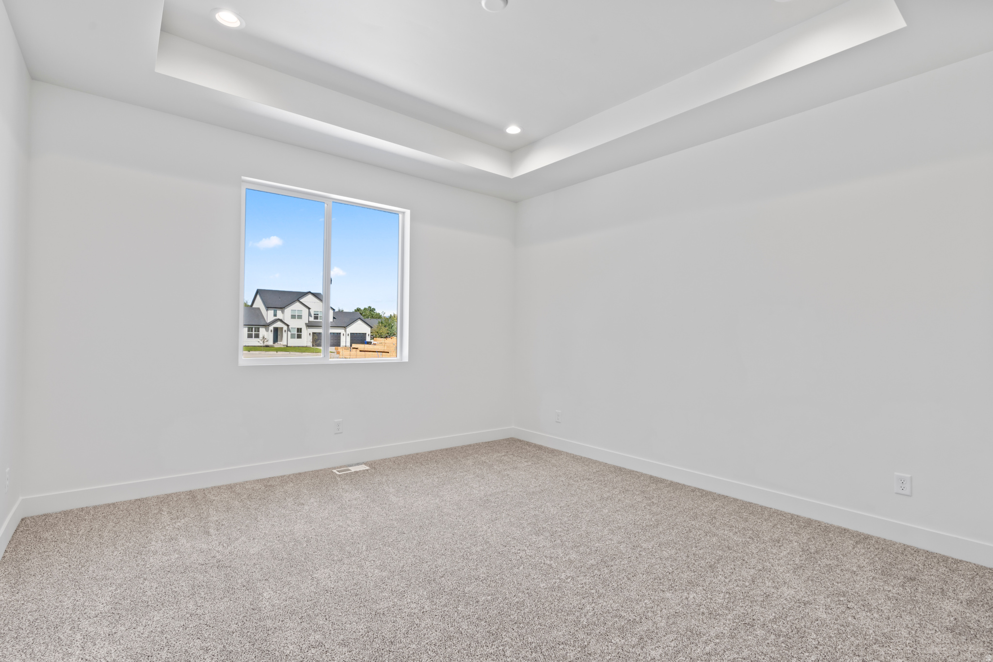 SKYE MEADOWS - Residential