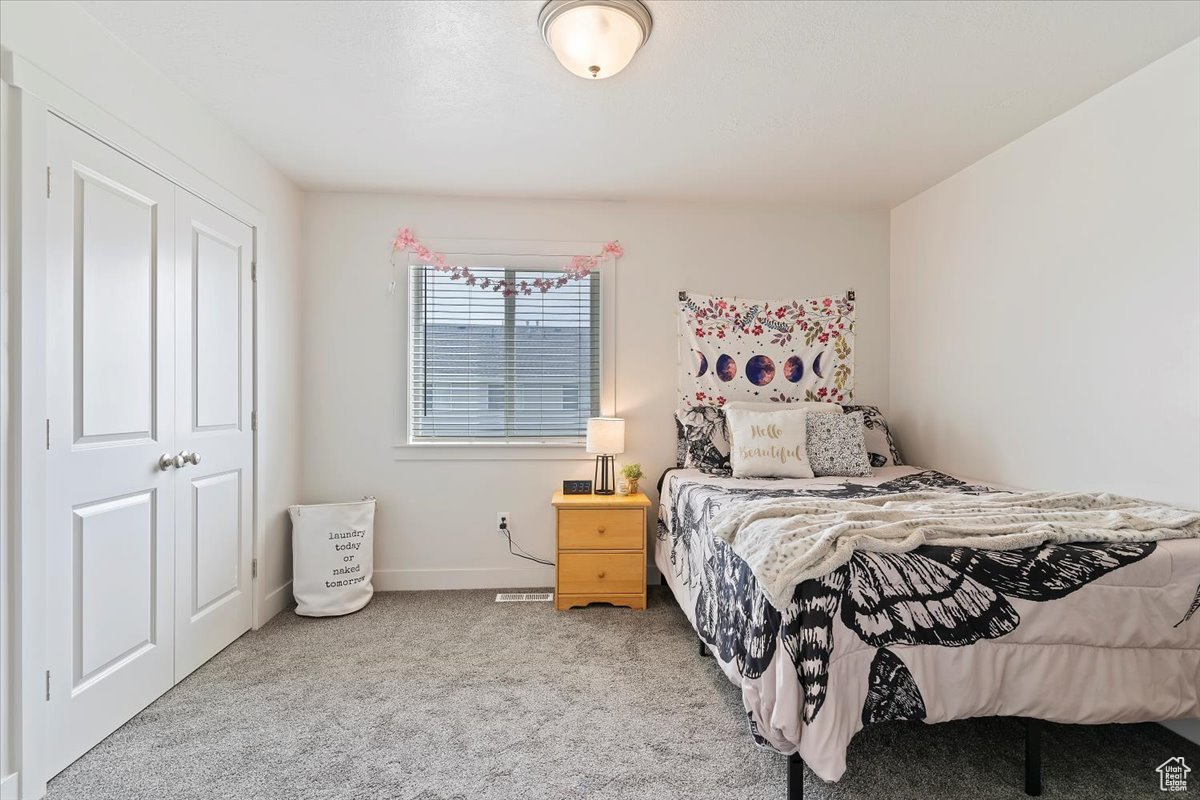RIVER VALLEY - Residential