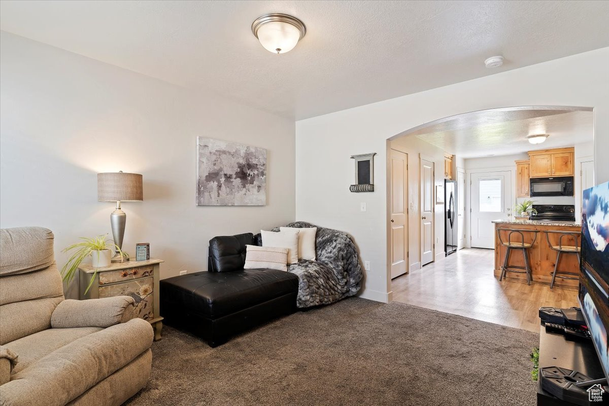 RIVER VALLEY - Residential