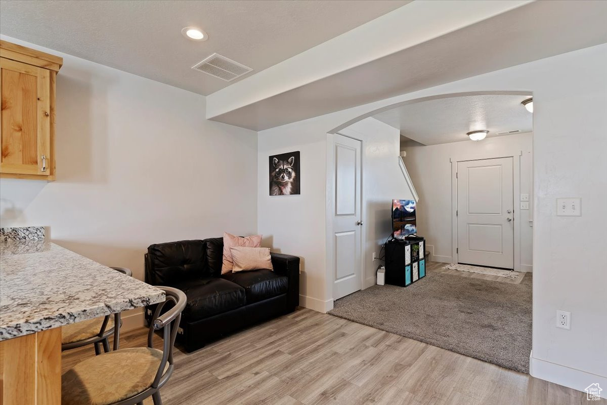 RIVER VALLEY - Residential