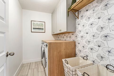 Tiny photo for 398 S 730 E, Lehi, UT 84043 (MLS # 2142619)