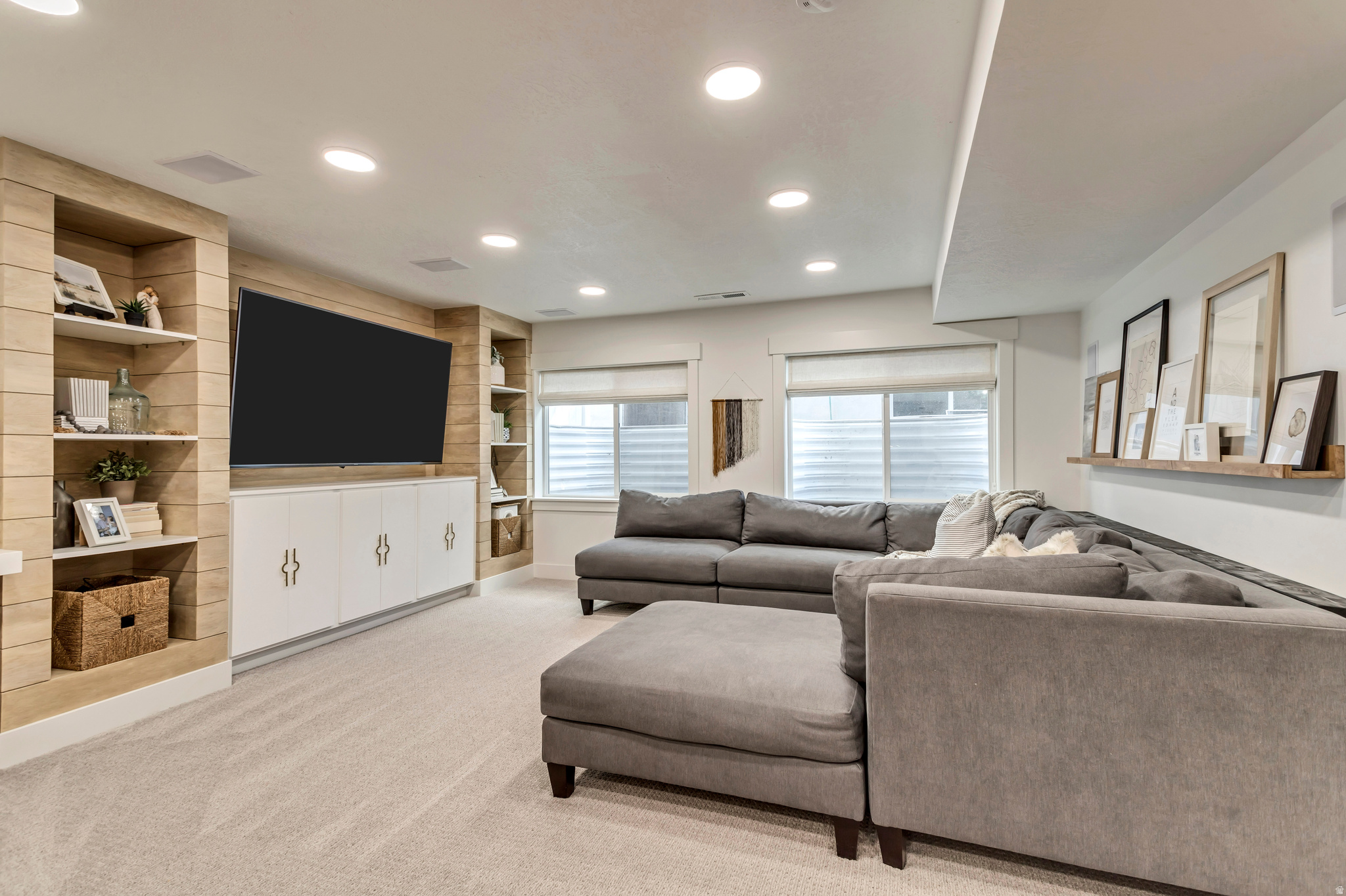 BROADMOOR PARK - Residential