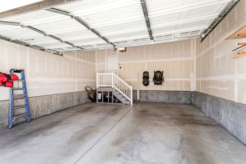 Tiny photo for 398 S 730 E, Lehi, UT 84043 (MLS # 2142619)