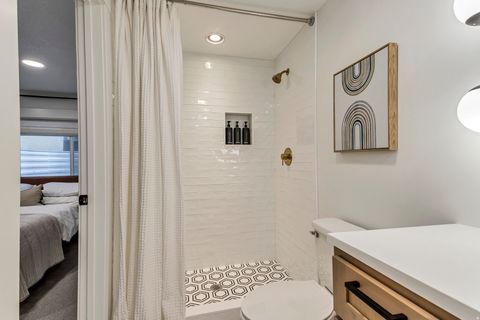 Tiny photo for 398 S 730 E, Lehi, UT 84043 (MLS # 2142619)