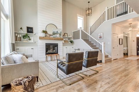 Tiny photo for 398 S 730 E, Lehi, UT 84043 (MLS # 2142619)