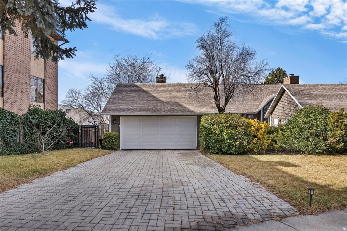 HILLSIDE VILLAGE - Residential