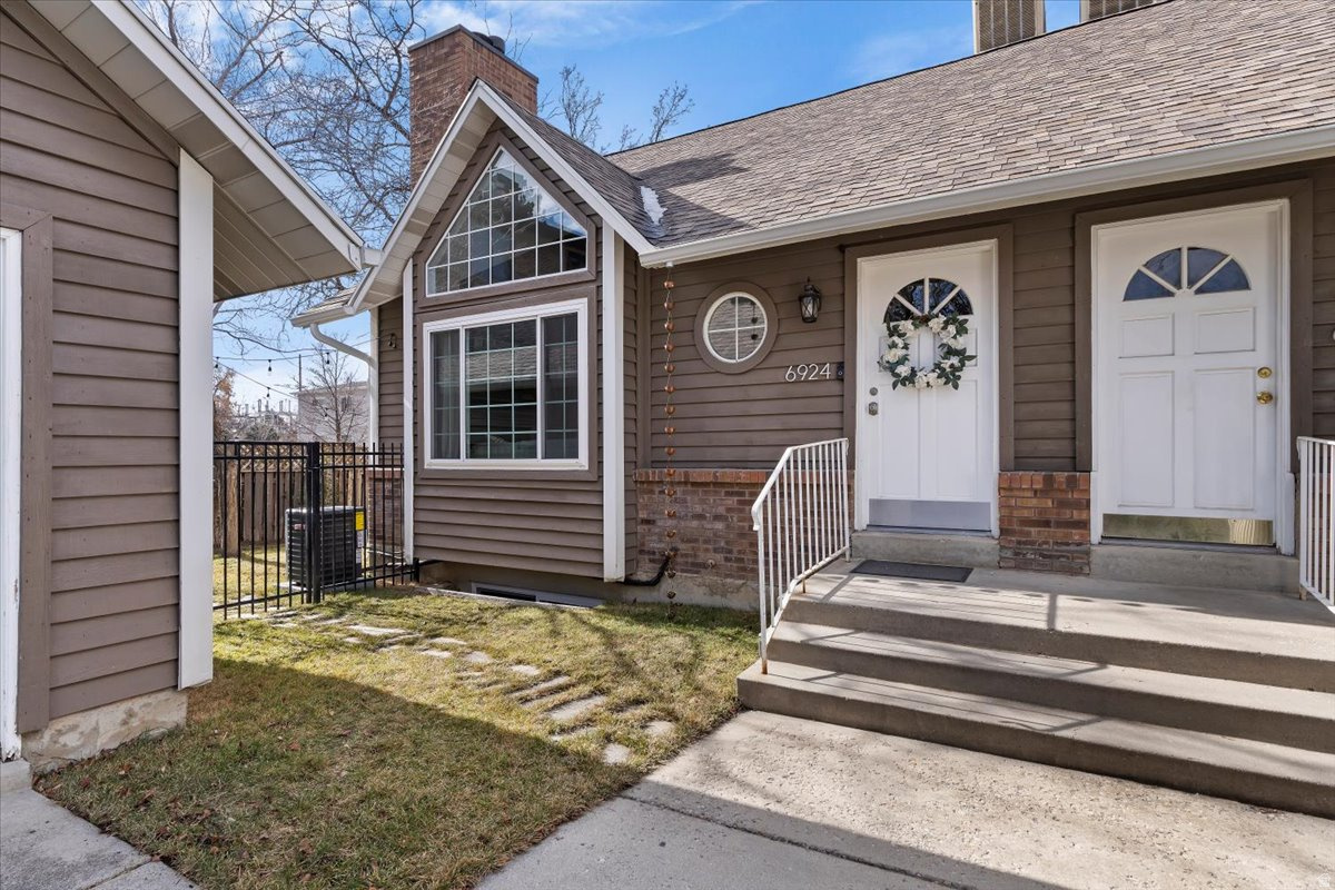 HILLSIDE VILLAGE - Residential