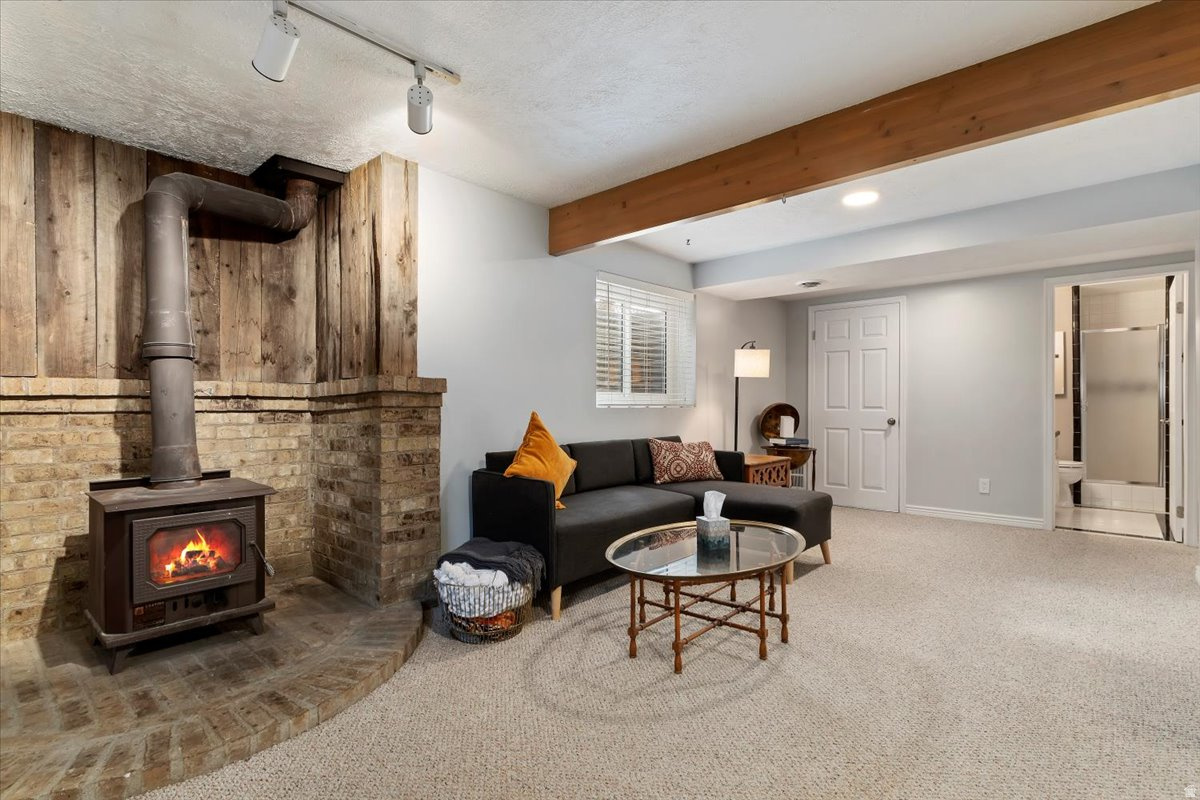 HILLSIDE VILLAGE - Residential