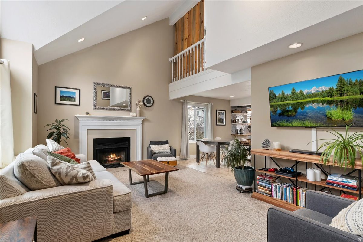 HILLSIDE VILLAGE - Residential