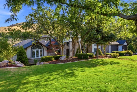 Tiny photo for 3311 COVE CIR, Layton, UT 84040 (MLS # 2178614)