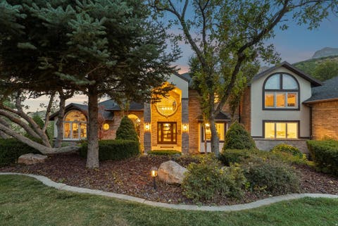 Tiny photo for 3311 COVE CIR, Layton, UT 84040 (MLS # 2178614)