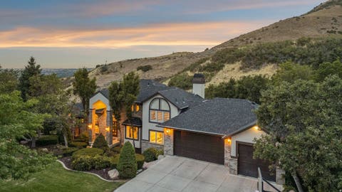 Tiny photo for 3311 COVE CIR, Layton, UT 84040 (MLS # 2178614)