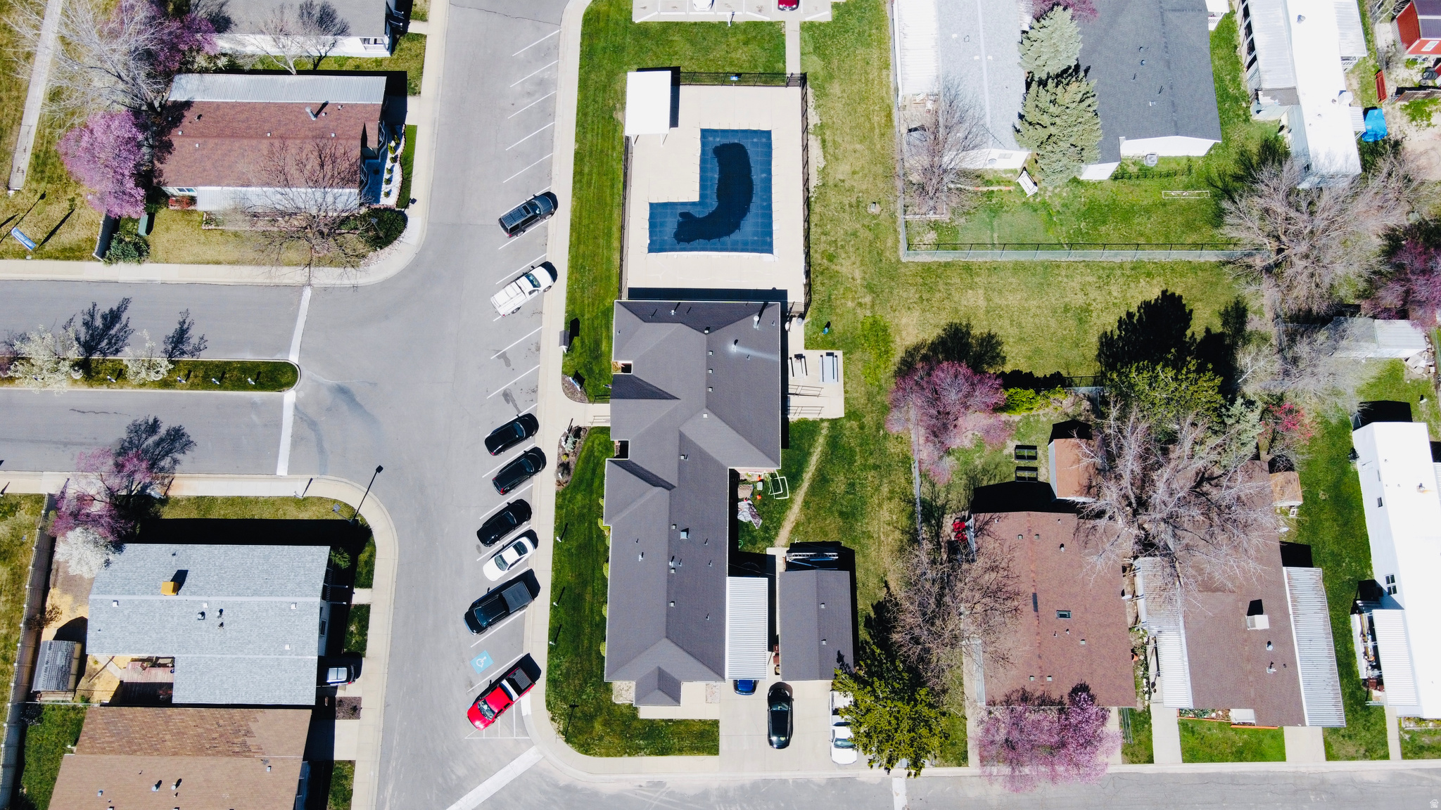 WASHINGTON ESTATES - Residential