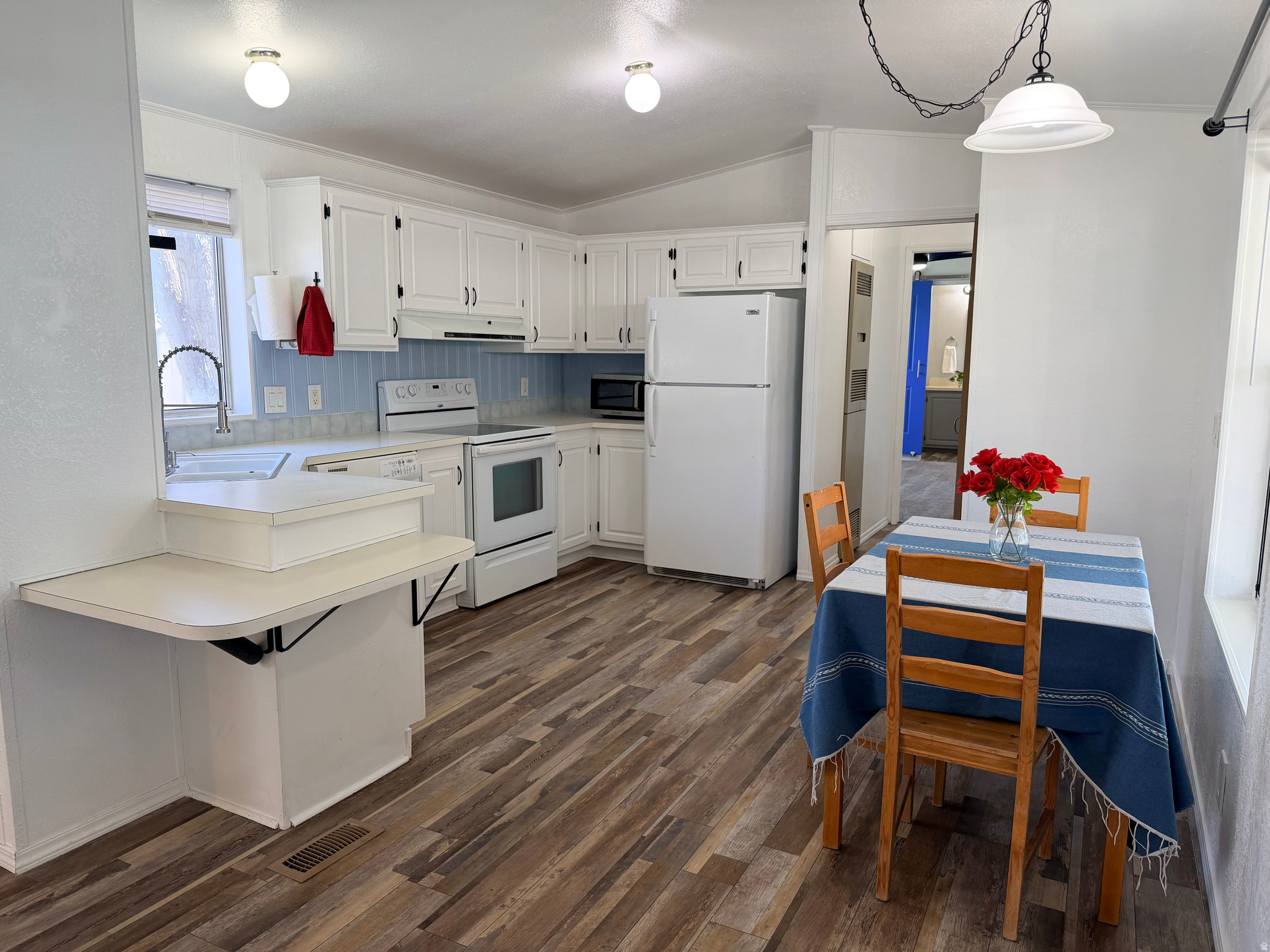 WASHINGTON ESTATES - Residential