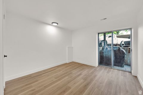 Tiny photo for 5330 S 590 E #G, Murray, UT 84107 (MLS # 2107954)