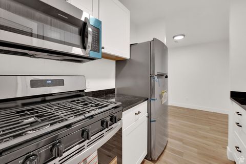 Tiny photo for 5330 S 590 E #G, Murray, UT 84107 (MLS # 2107954)