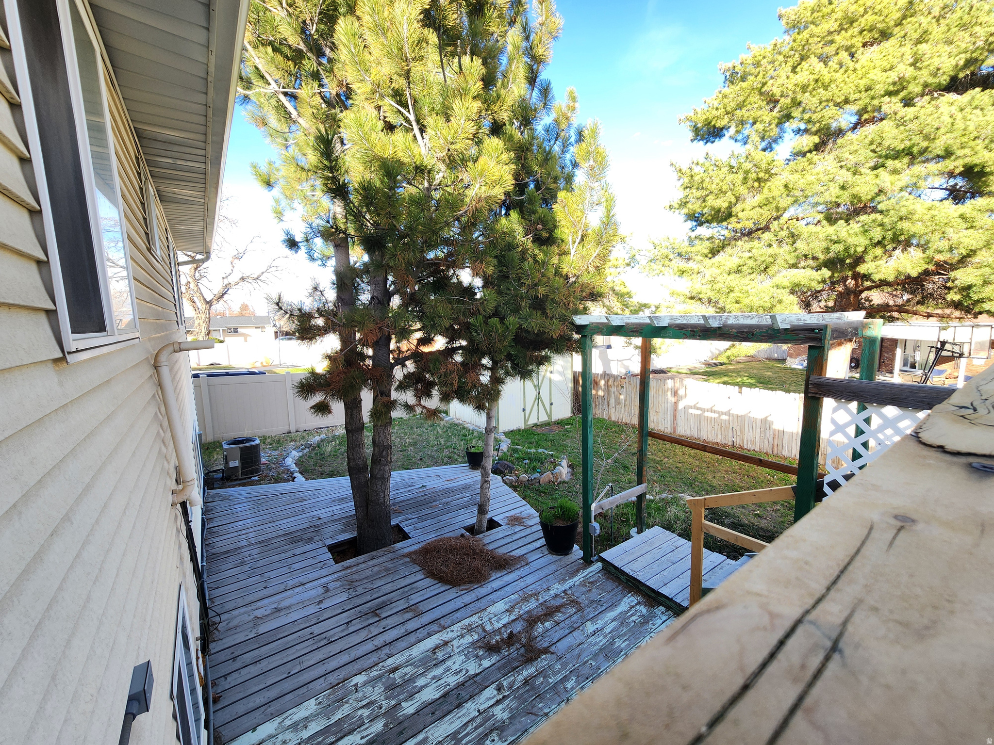 SUMMERWOOD - Residential