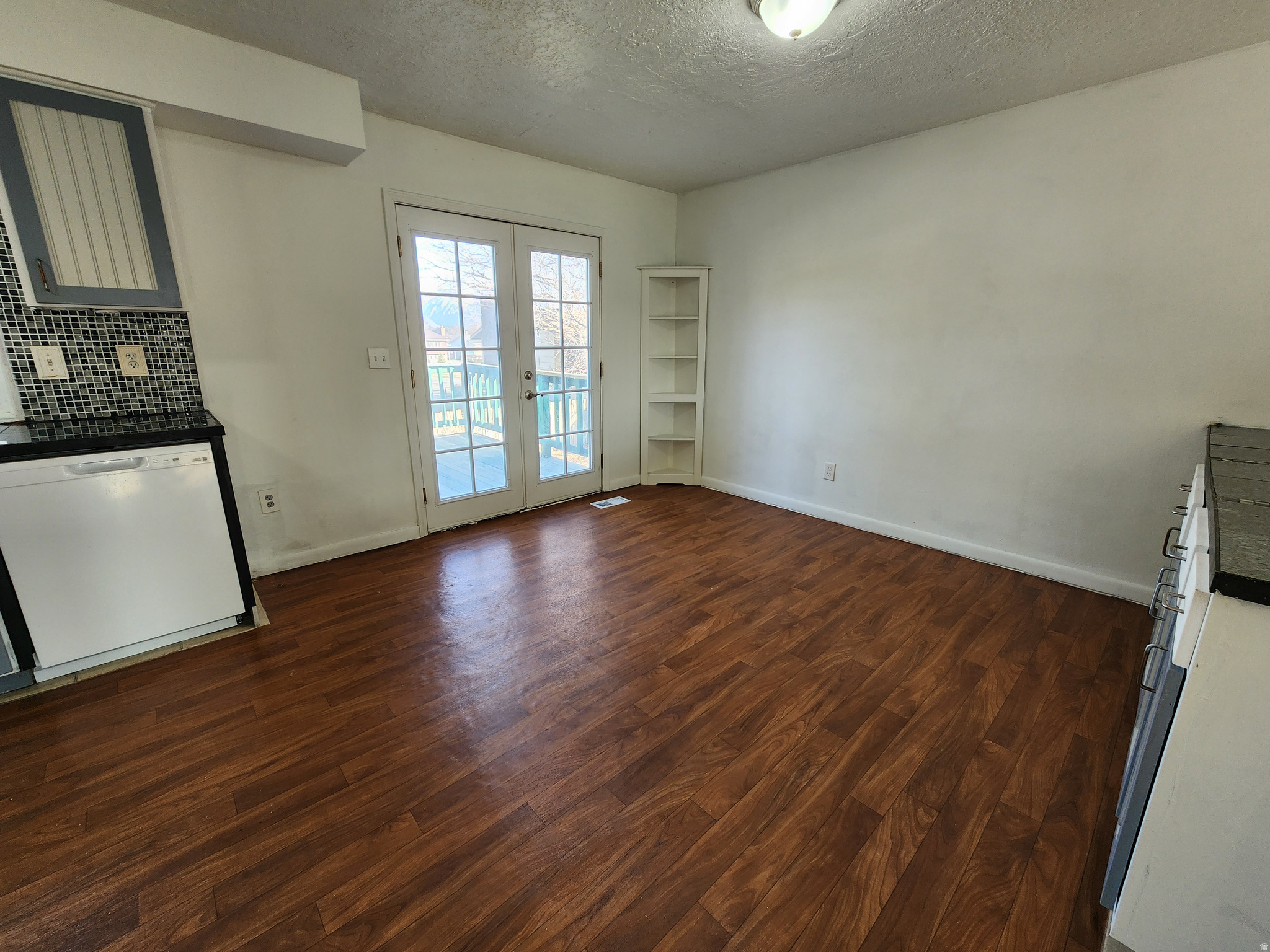 SUMMERWOOD - Residential