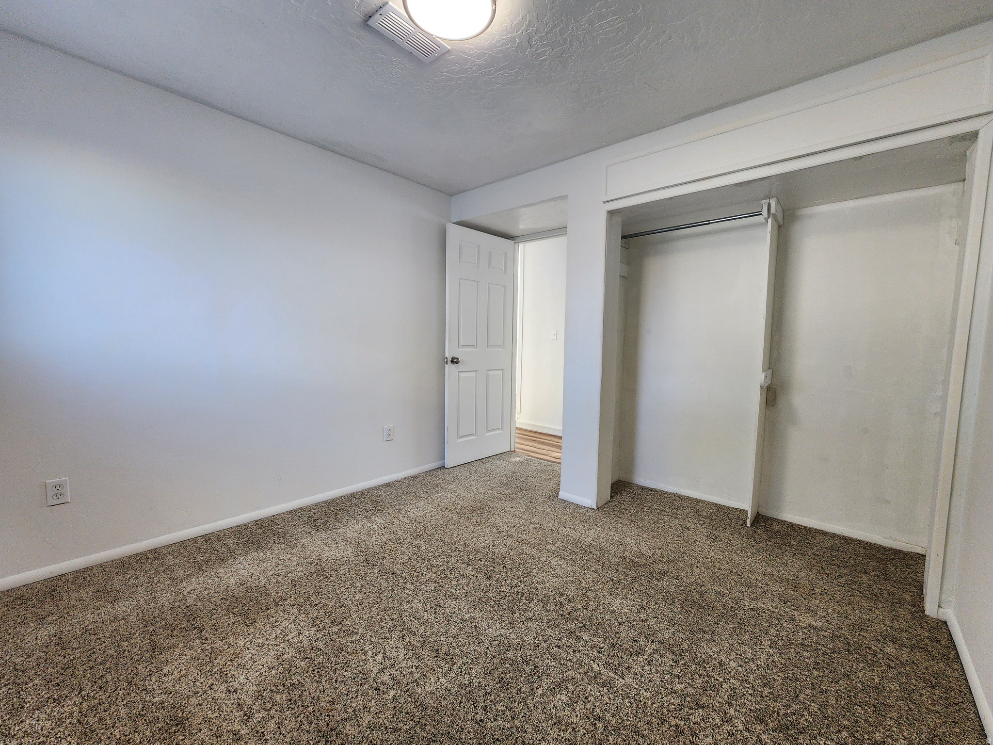 SUMMERWOOD - Residential