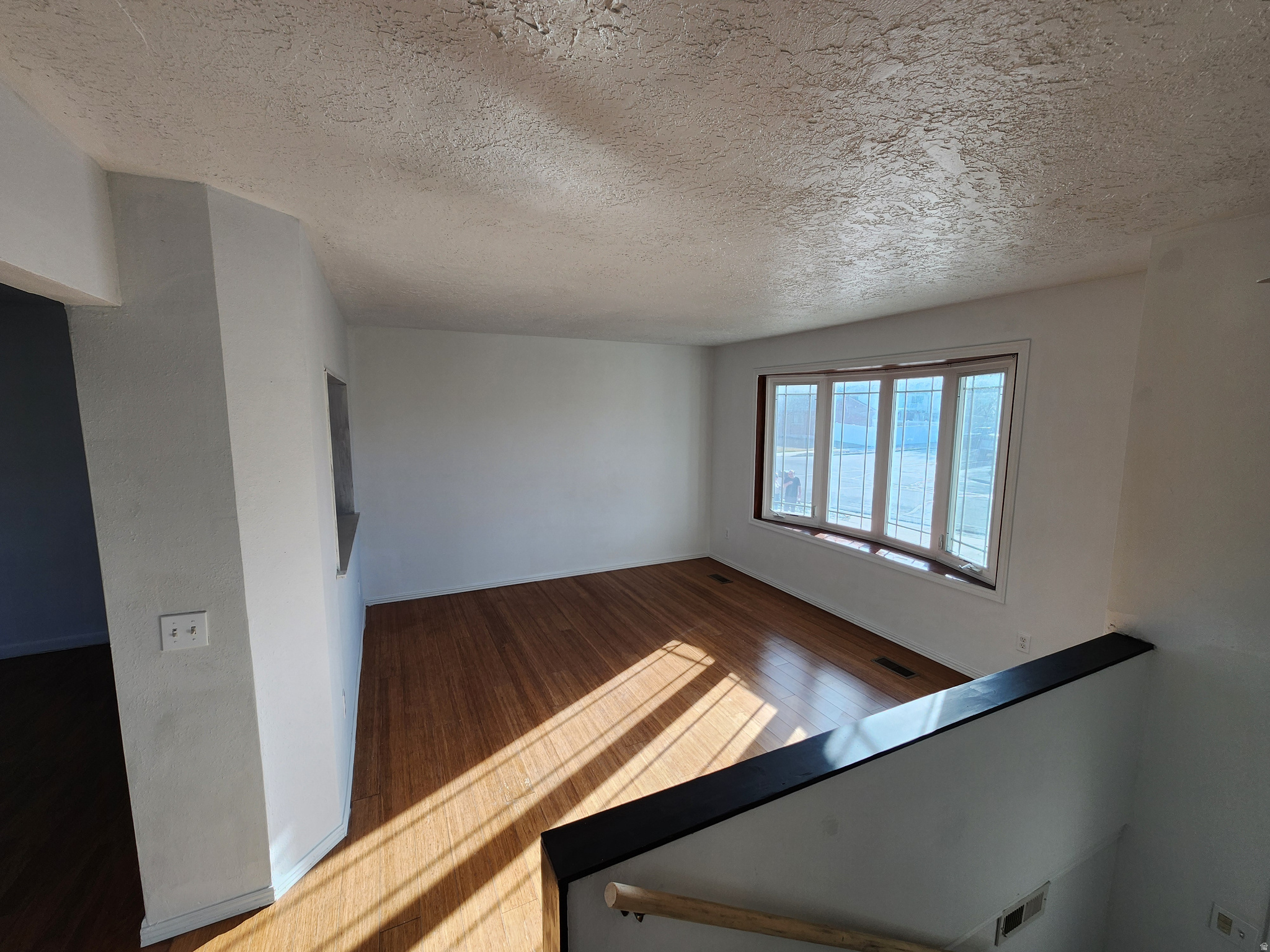 SUMMERWOOD - Residential