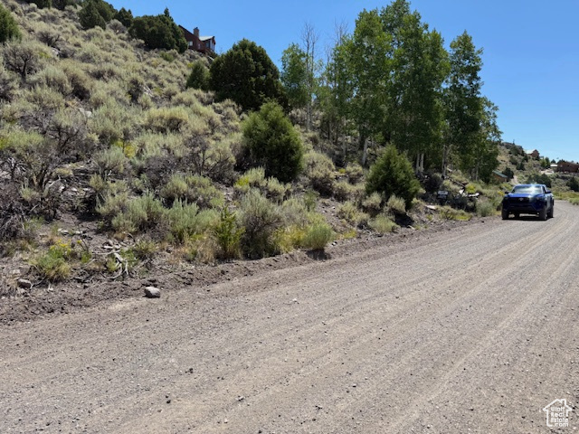 BEAVER DAM ESTATES - Land