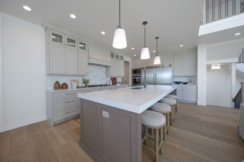 Tiny photo for 695 W HIDDEN FARM DR, Farmington, UT 84025 (MLS # 2158613)