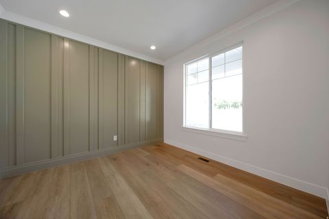 Tiny photo for 695 W HIDDEN FARM DR, Farmington, UT 84025 (MLS # 2158613)