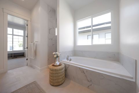 Tiny photo for 695 W HIDDEN FARM DR, Farmington, UT 84025 (MLS # 2158613)