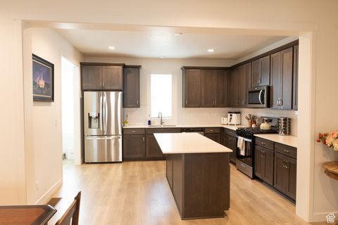 Tiny photo for 638 N AUTUMN ASH CIR #9, Kaysville, UT 84037 (MLS # 2150980)