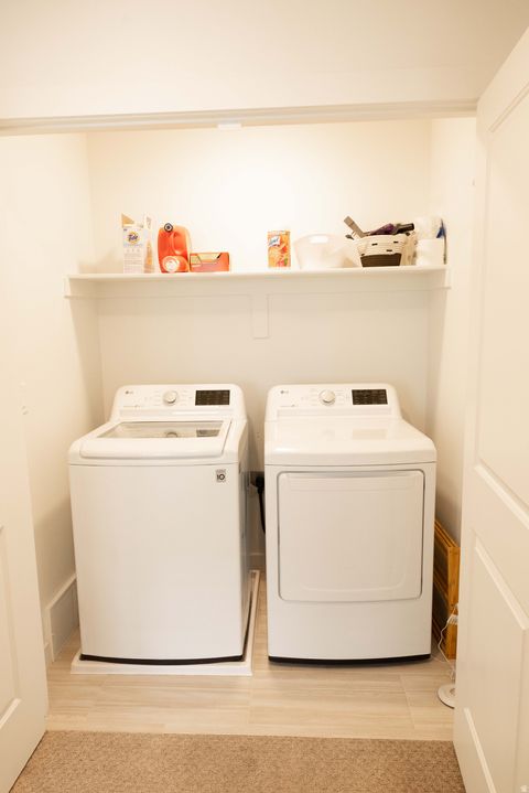 Tiny photo for 638 N AUTUMN ASH CIR #9, Kaysville, UT 84037 (MLS # 2150980)