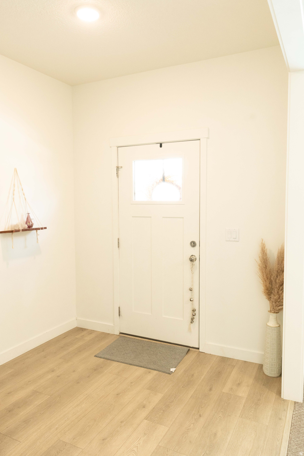 TOWNS ON MAIN - Residential