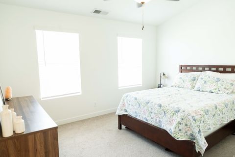 Tiny photo for 638 N AUTUMN ASH CIR #9, Kaysville, UT 84037 (MLS # 2150980)