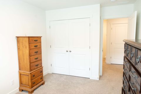 Tiny photo for 638 N AUTUMN ASH CIR #9, Kaysville, UT 84037 (MLS # 2150980)
