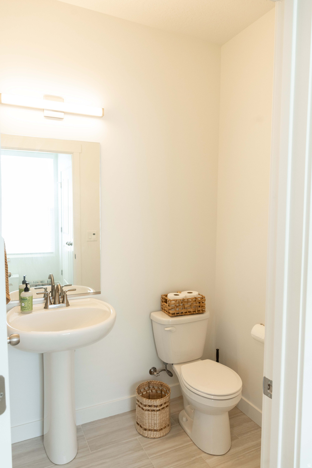 TOWNS ON MAIN - Residential