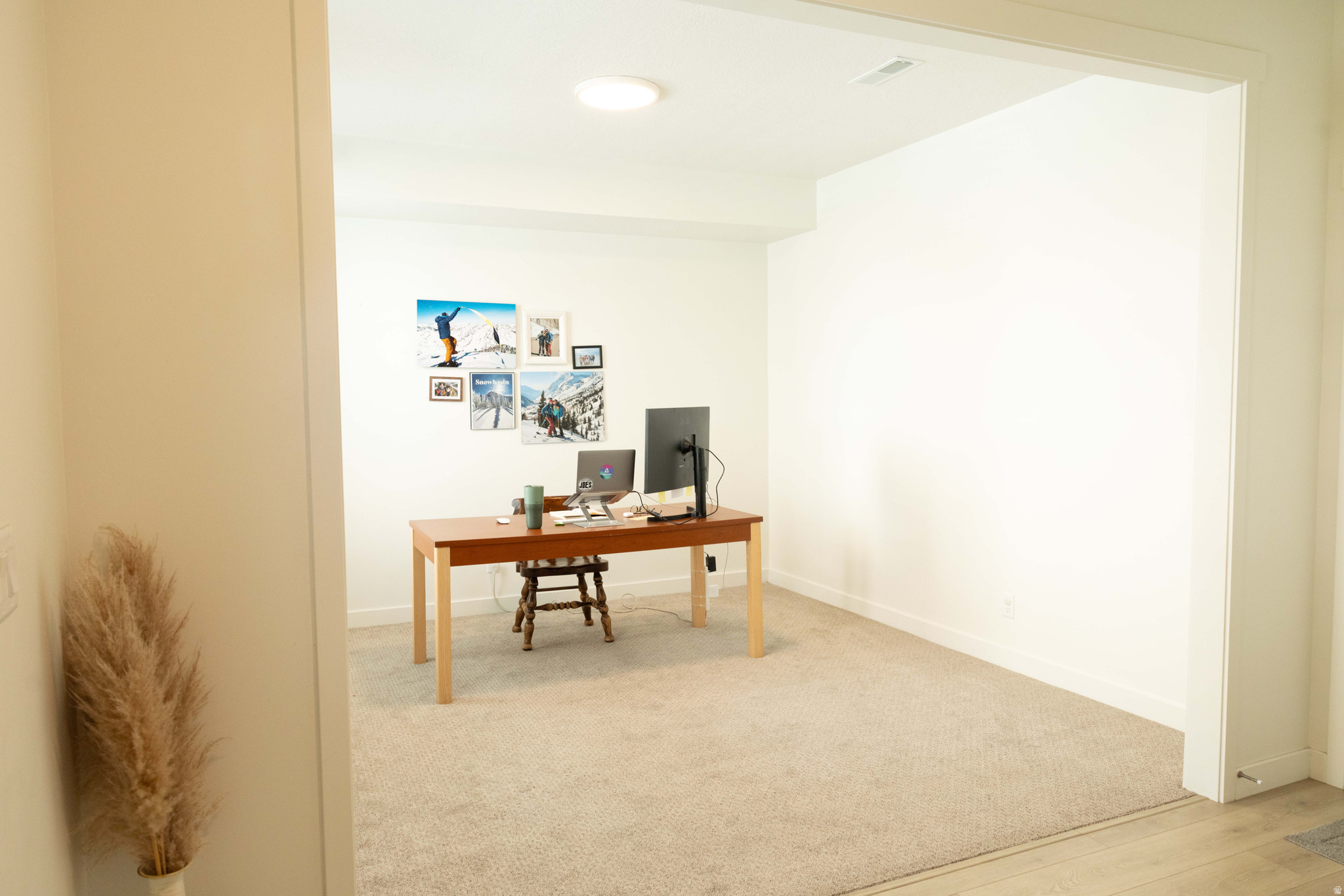 TOWNS ON MAIN - Residential