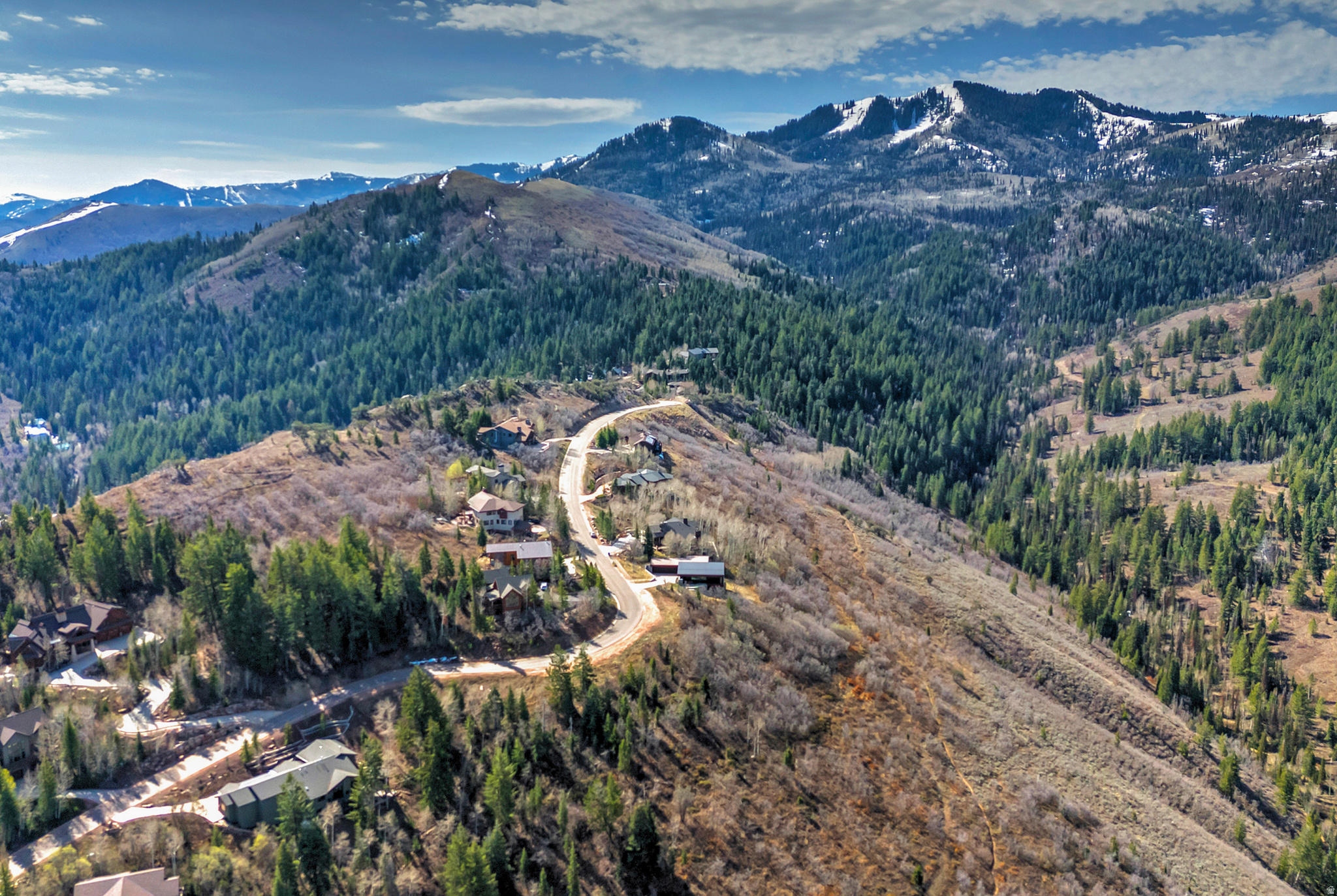 PINERIDGE SUBDIVISION - Land