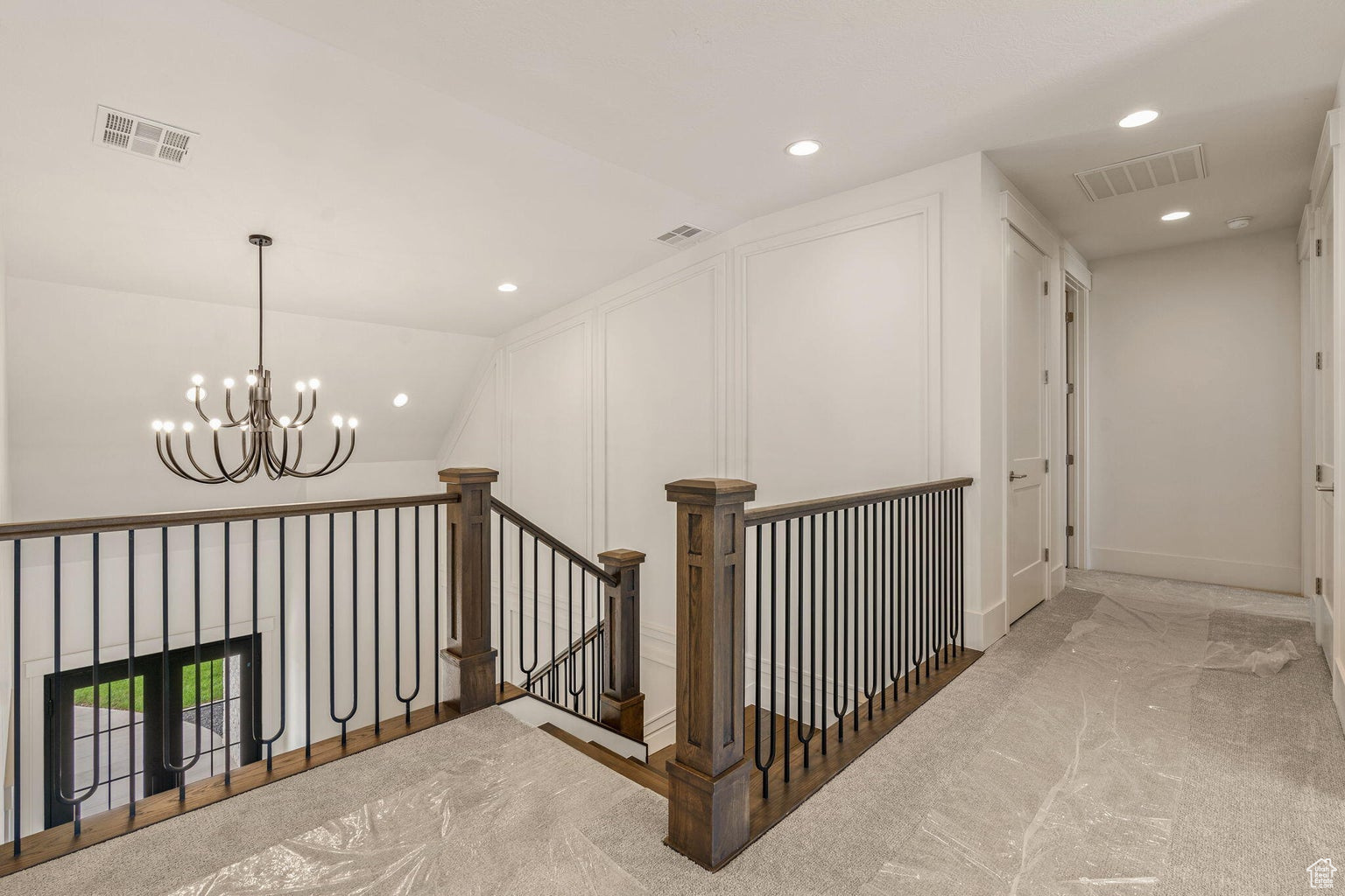 SUMMIT VIEW 1 - Residential