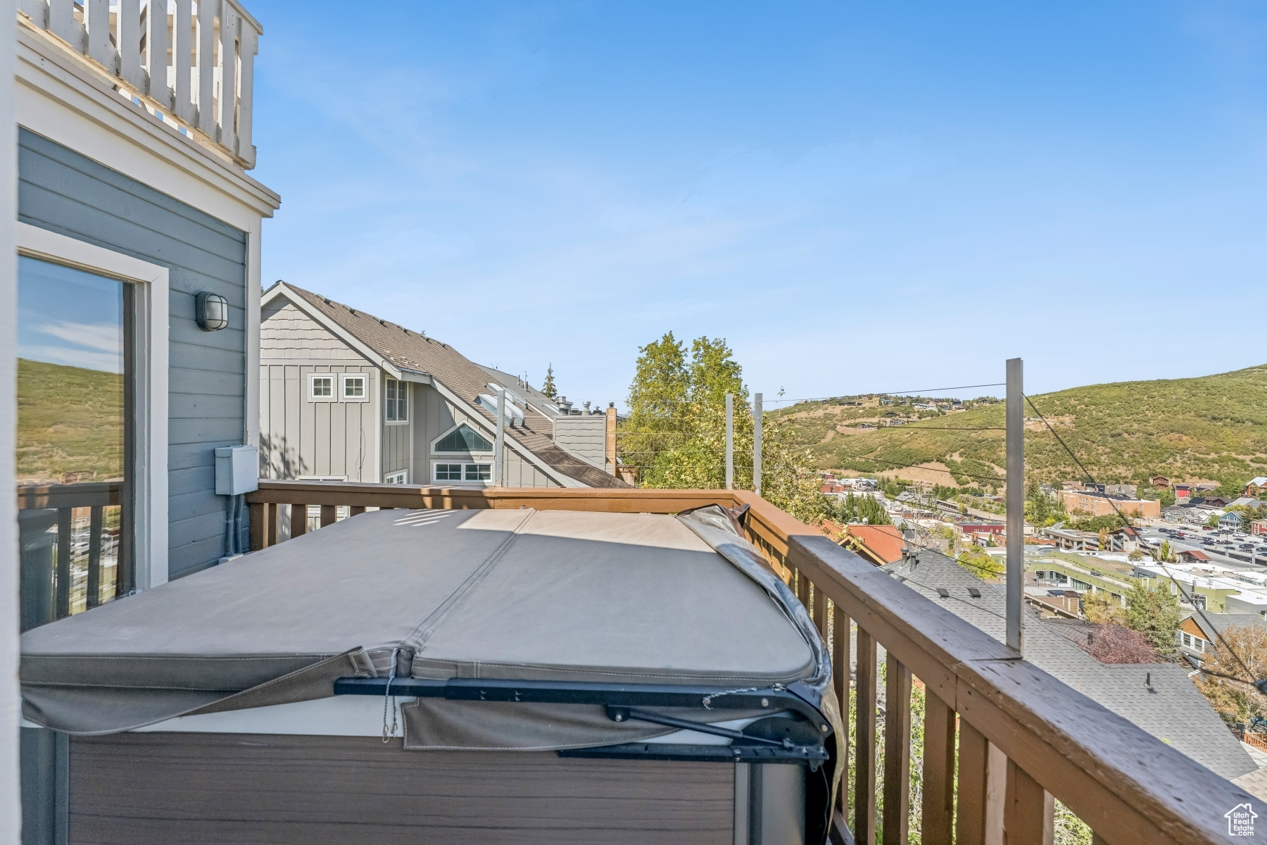 PARK CITY - Residential Income
